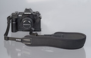  Kaiser Curved PRO Neoprene Carrying Strap (6788)